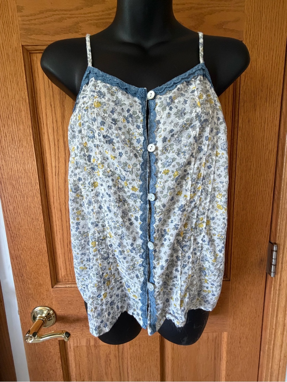 Women’s Floral Button-Front Camisole in Blue and Yellow